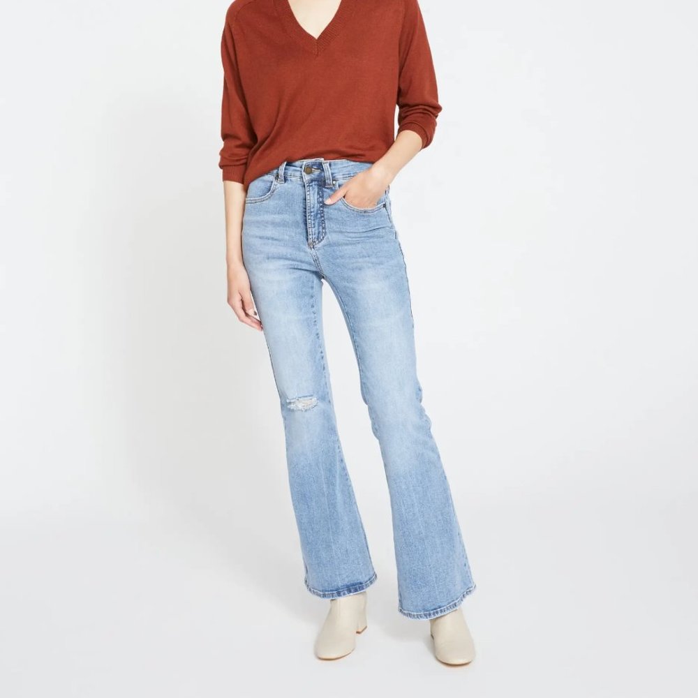 Farrah High Rise Flared Jeans (Vintage Blue) Size 14